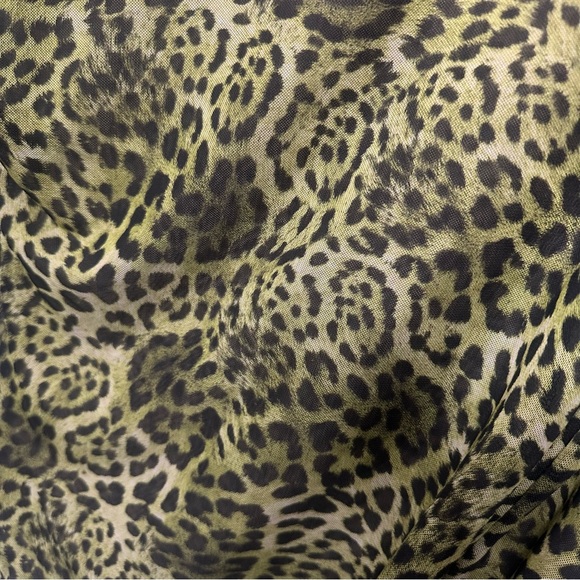 ❤️ $10 Flash Sale Long Sleeve Mesh Cropped Top Bundle - Picture 8 of 12